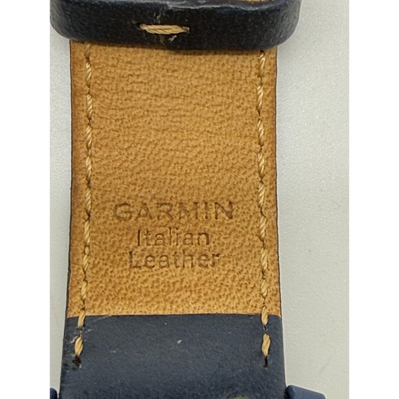 GARMIN MARVEL Special Edition Smartwatch Legacy Hero Series: Captain Marvel EUC - Picture 11 of 16